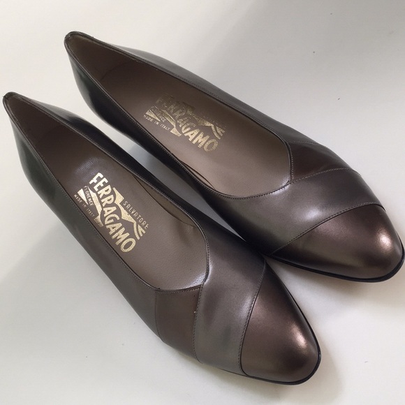 Salvatore Ferragamo Shoe - Picture 2 of 8